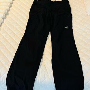 Ladies Eddie Bauer hiking pants
